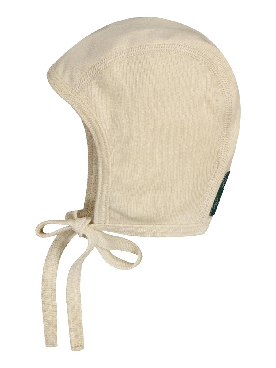 Ruskovilla's Metsä baby bonnet contains Re-Connecting Nature microbe extract 